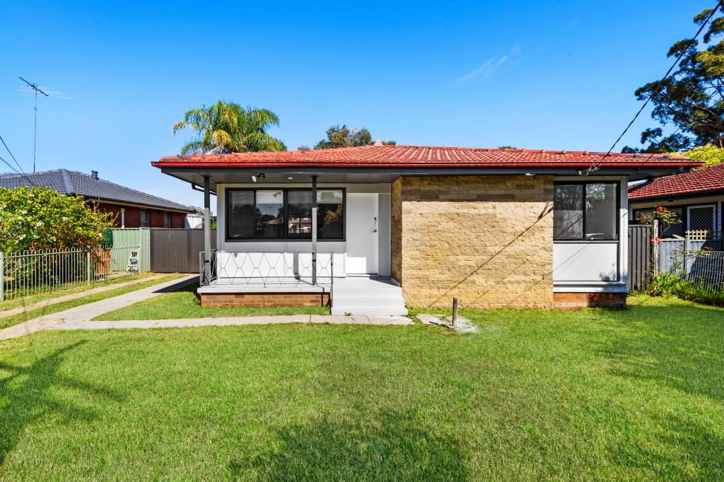 29 Sandakan Cres, Lethbridge Park, NSW 2770