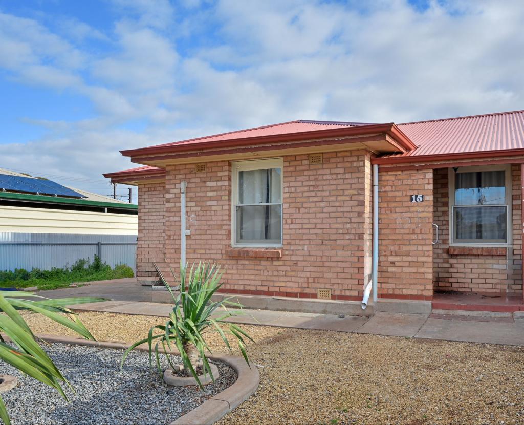 15 Hughes St, Whyalla Stuart, SA 5608