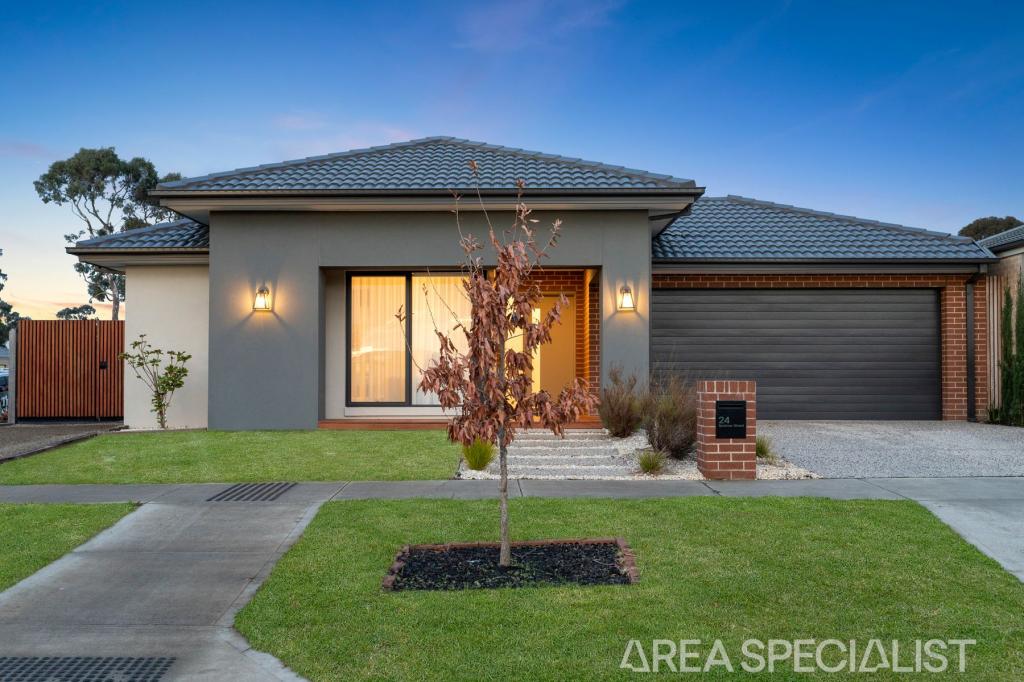 24 Sparrow St, Cranbourne, VIC 3977