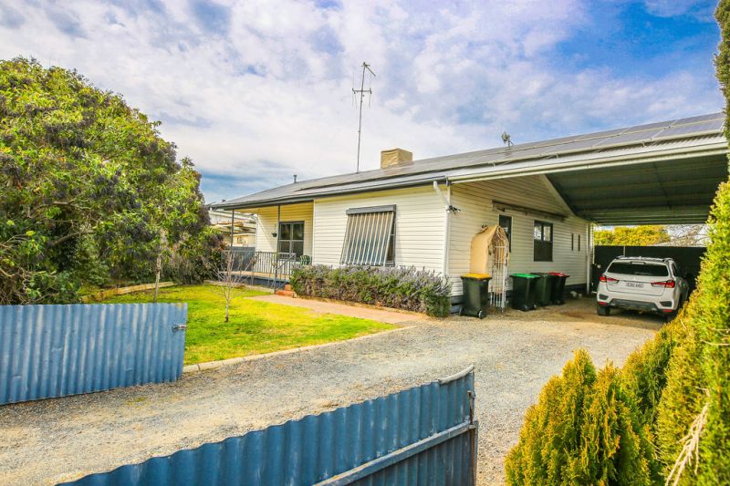 128 Decimus St, Deniliquin, NSW 2710