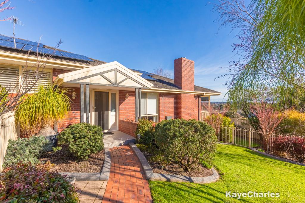 11 Quarry Hills Dr, Berwick, VIC 3806