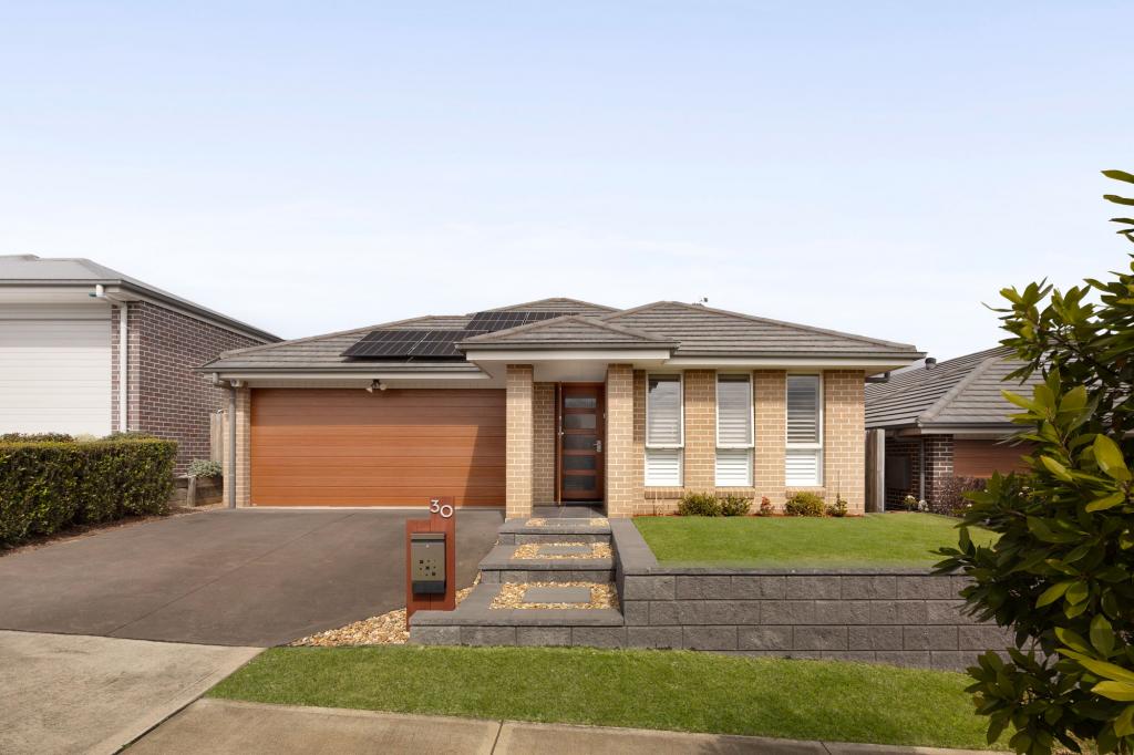 30 Clowes St, Elderslie, NSW 2570
