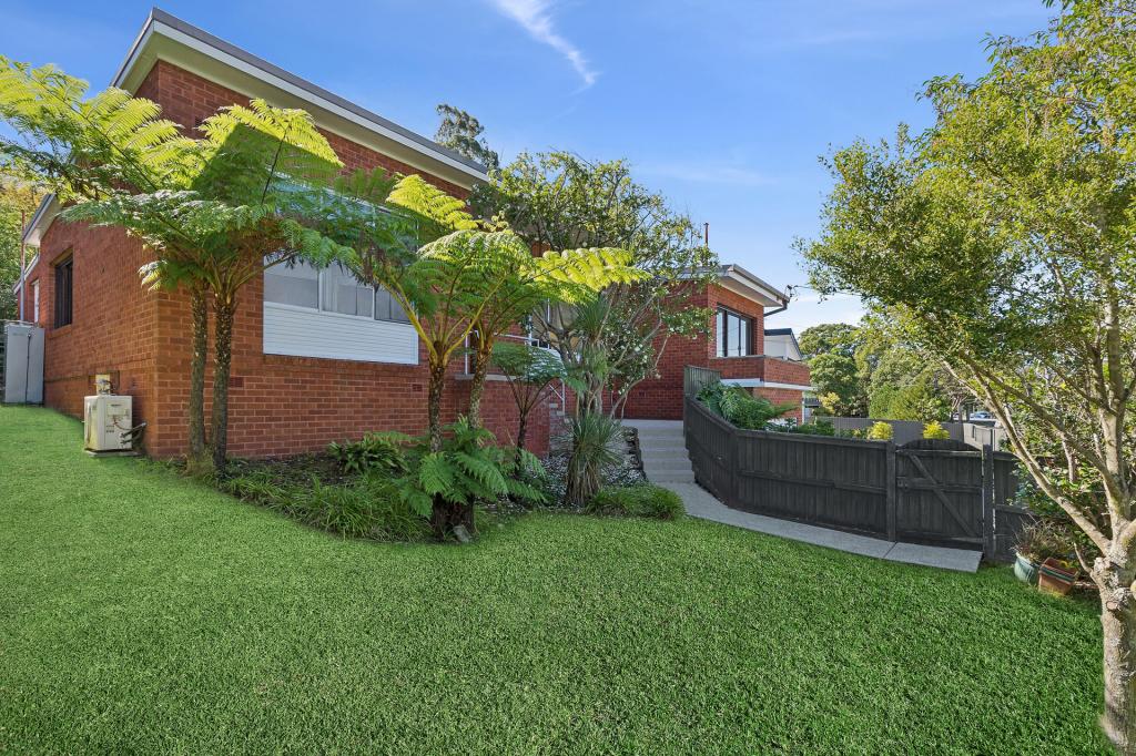 6 Arthur St, Forestville, NSW 2087