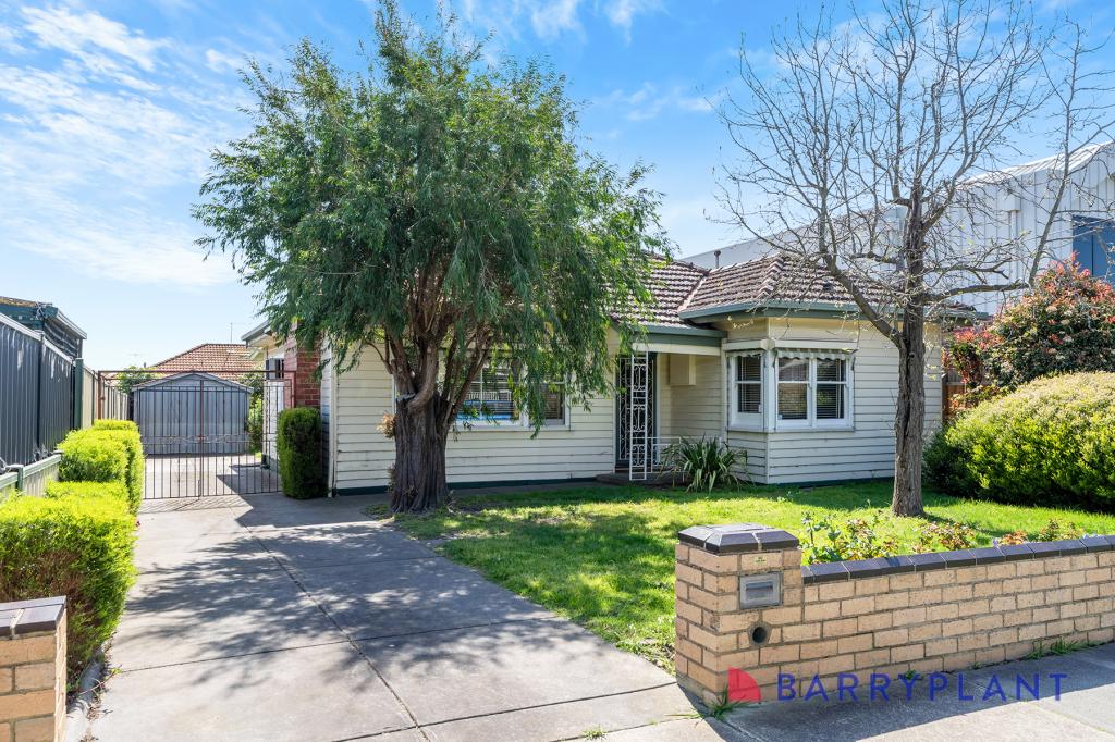 22 Henty St, Reservoir, VIC 3073