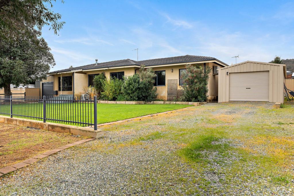 7 William St, Byford, WA 6122