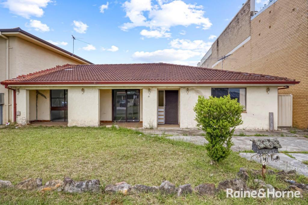 10 Garment St, Prairiewood, NSW 2176