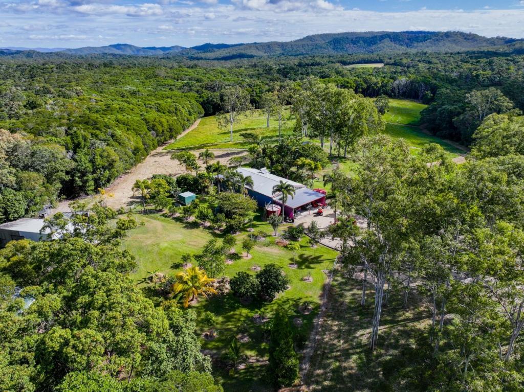 90 Stoney Creek Rd, Speewah, QLD 4881