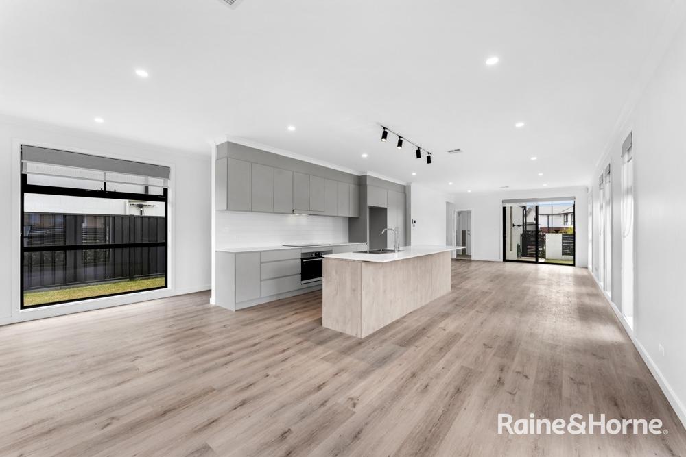 9 Bonthrone St, Strathnairn, ACT 2615