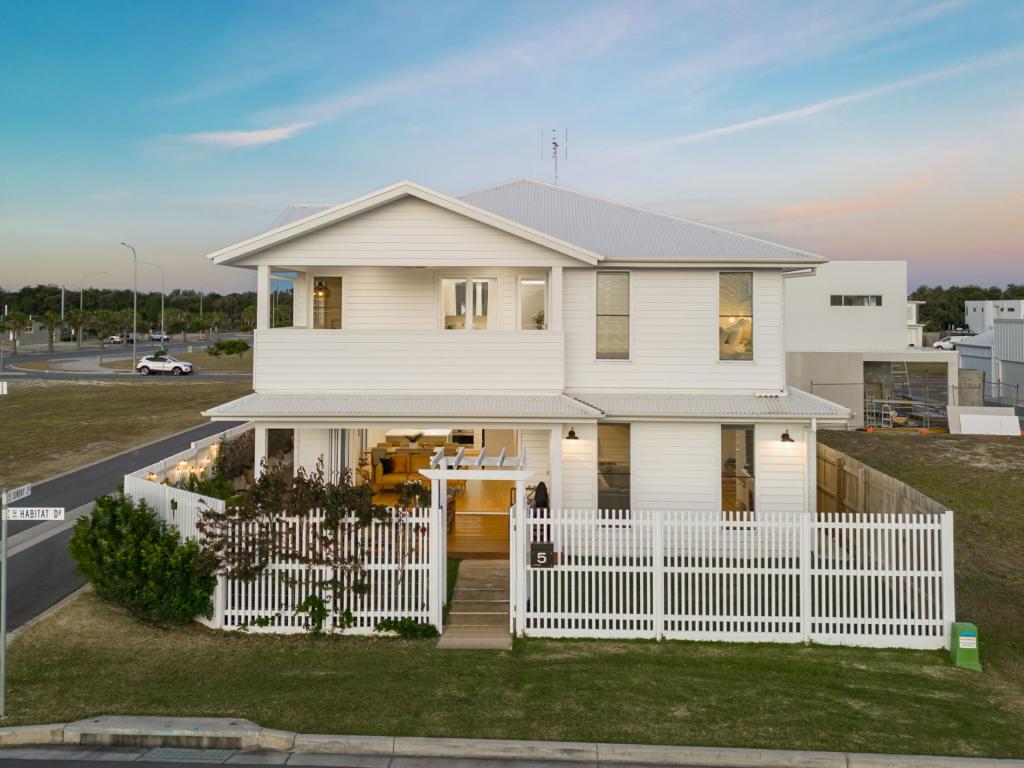 5 Habitat Dr, Casuarina, NSW 2487