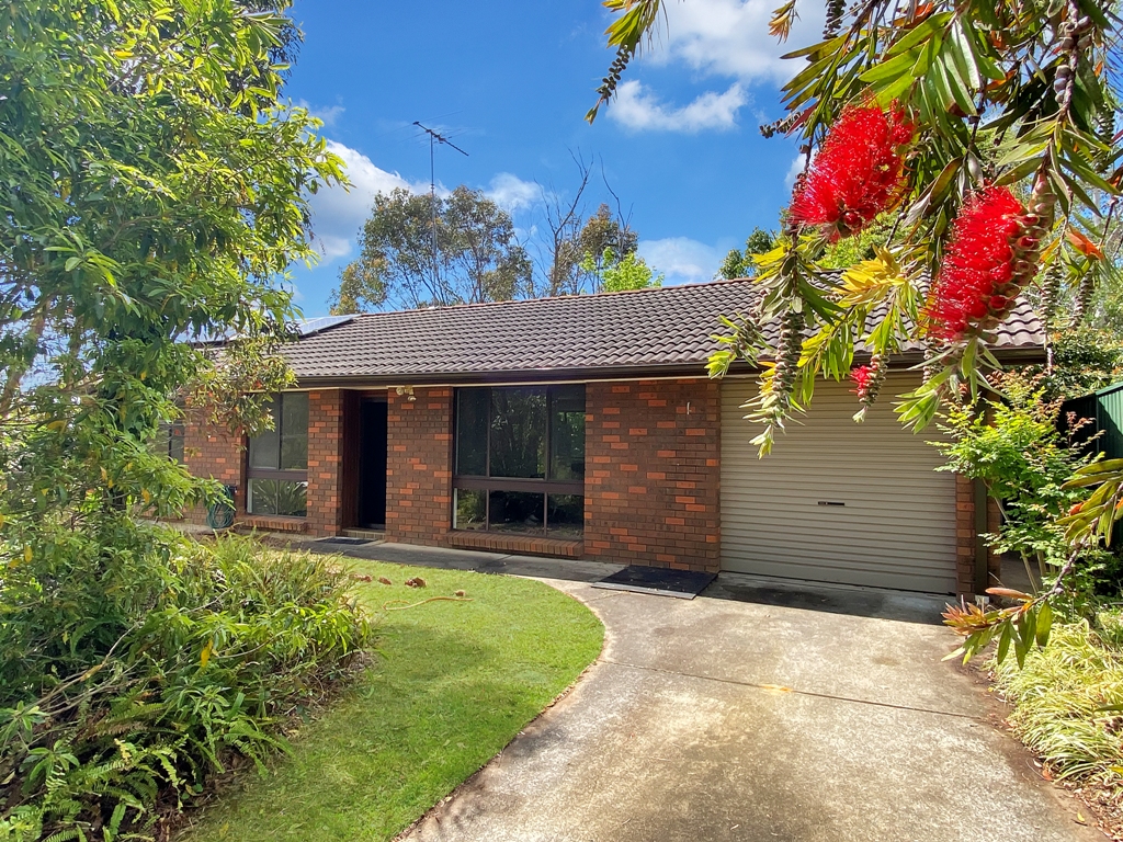 99 Hall Pde, Hazelbrook, NSW 2779