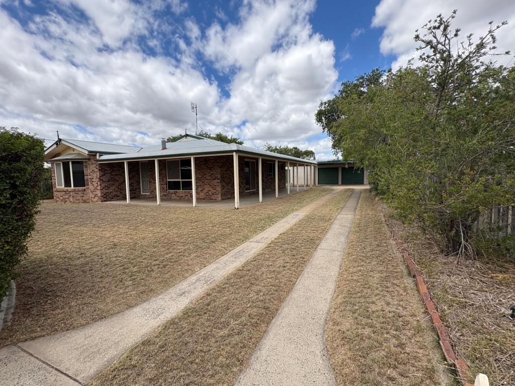4 Mcintyre St, Chinchilla, QLD 4413