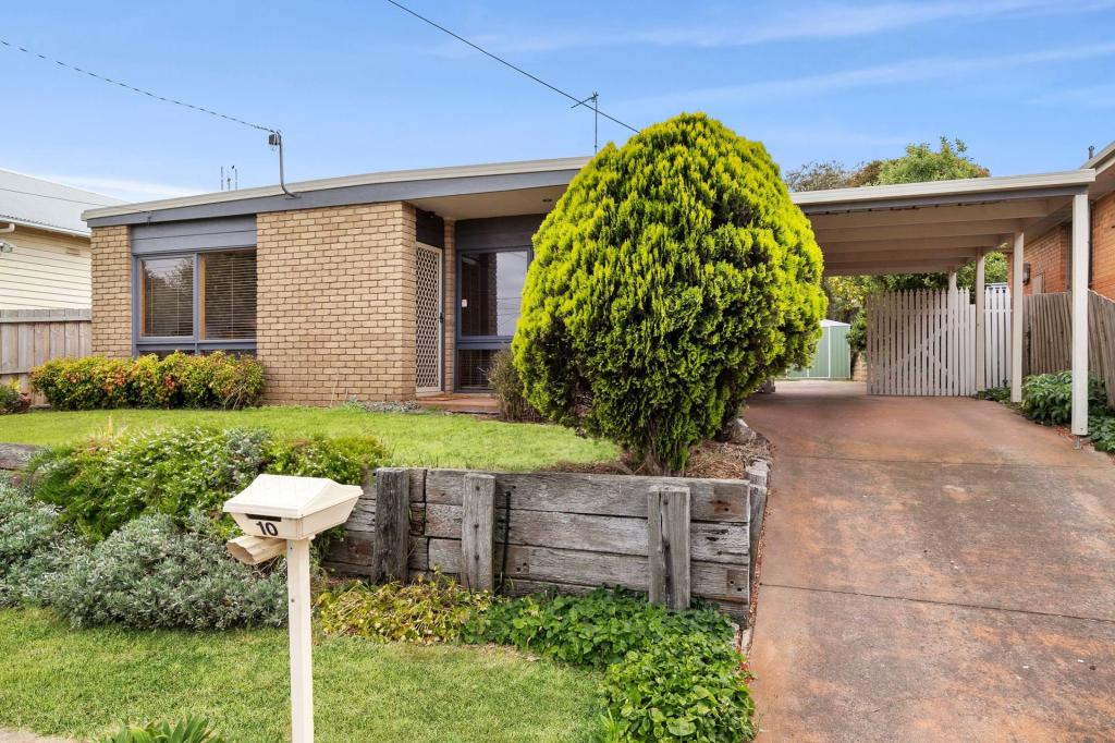 10 WOOLVET AVE, BELMONT, VIC 3216