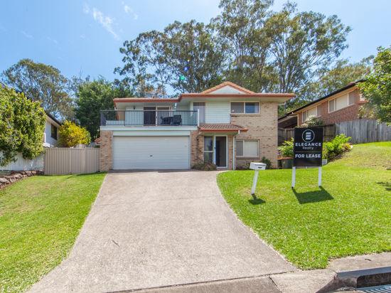 18 Summerfield Pl, Kenmore, QLD 4069