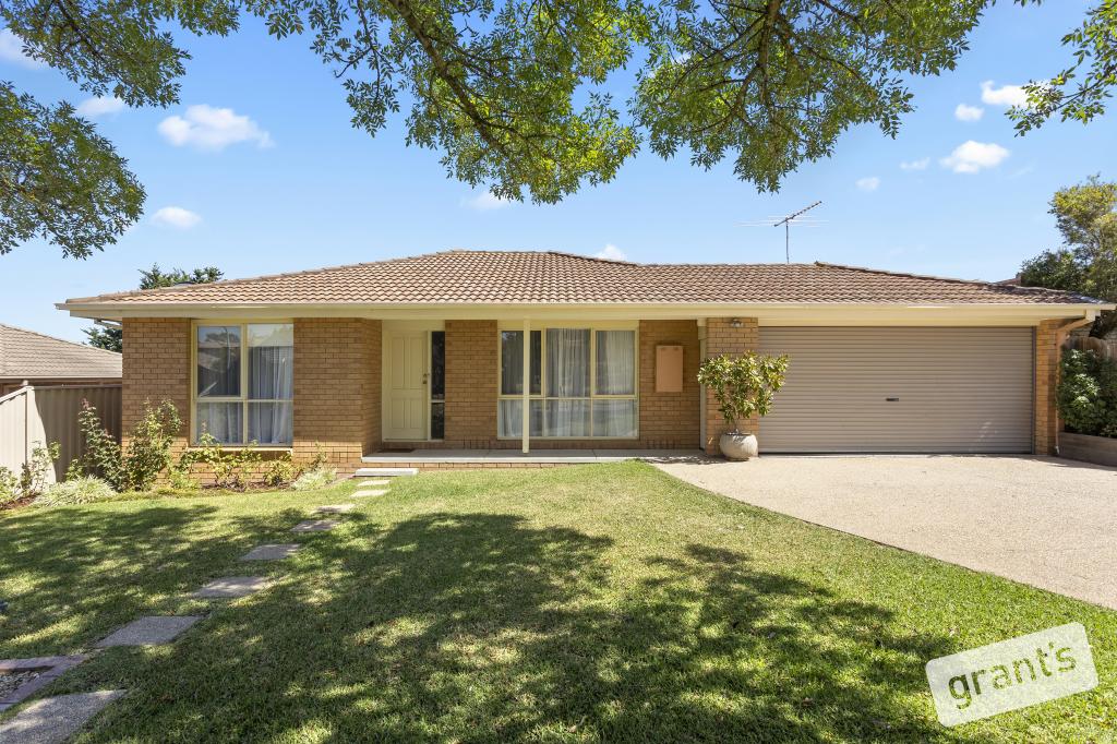 15 GLENBURN DR, HALLAM, VIC 3803