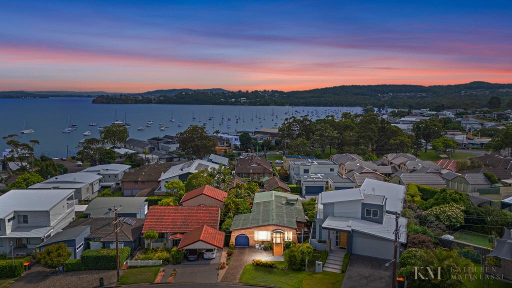 149 Andrew Rd, Valentine, NSW 2280