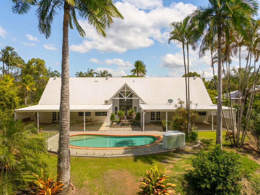 5 Bloodwood Cl, Mooloolah Valley, QLD 4553