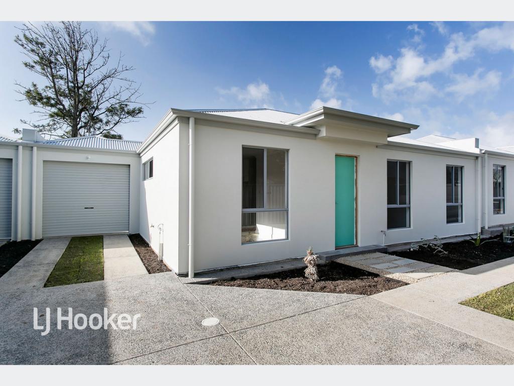 5/8 Wakelin Tce, O'Sullivan Beach, SA 5166
