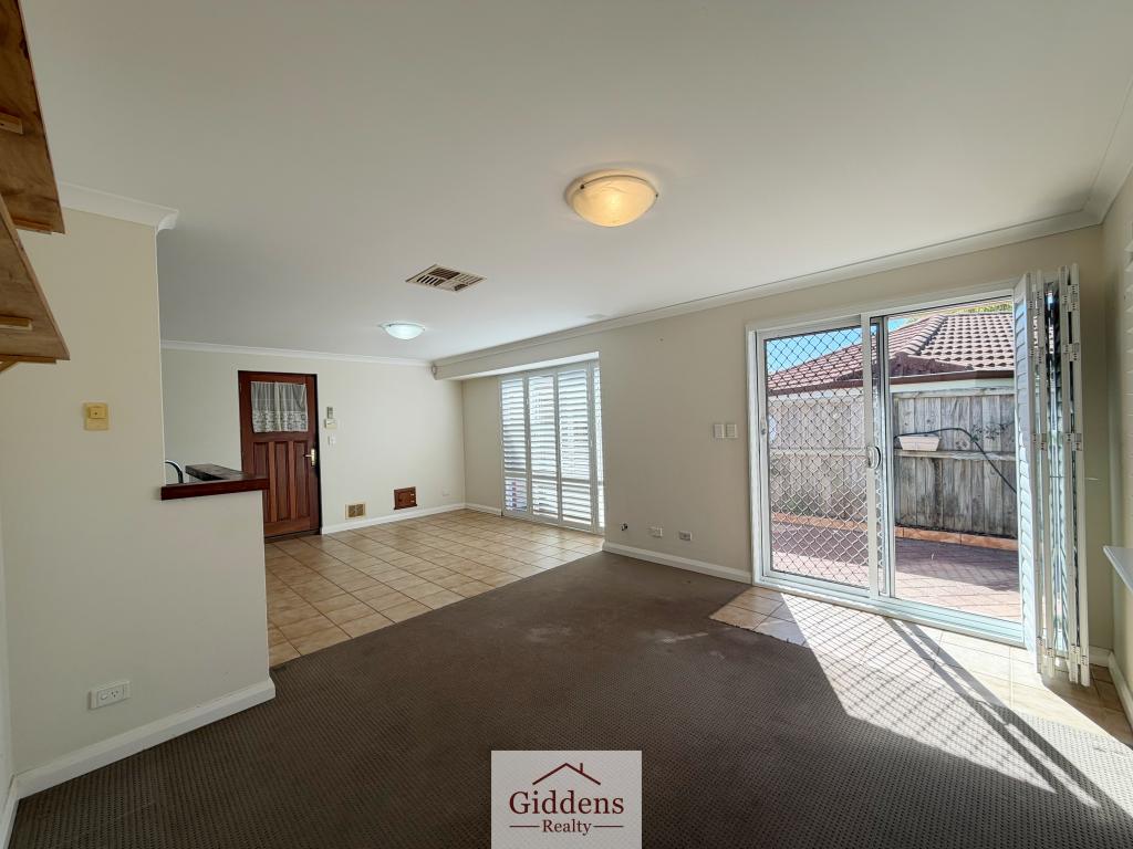 8 Pinea Turn, Ellenbrook, WA 6069