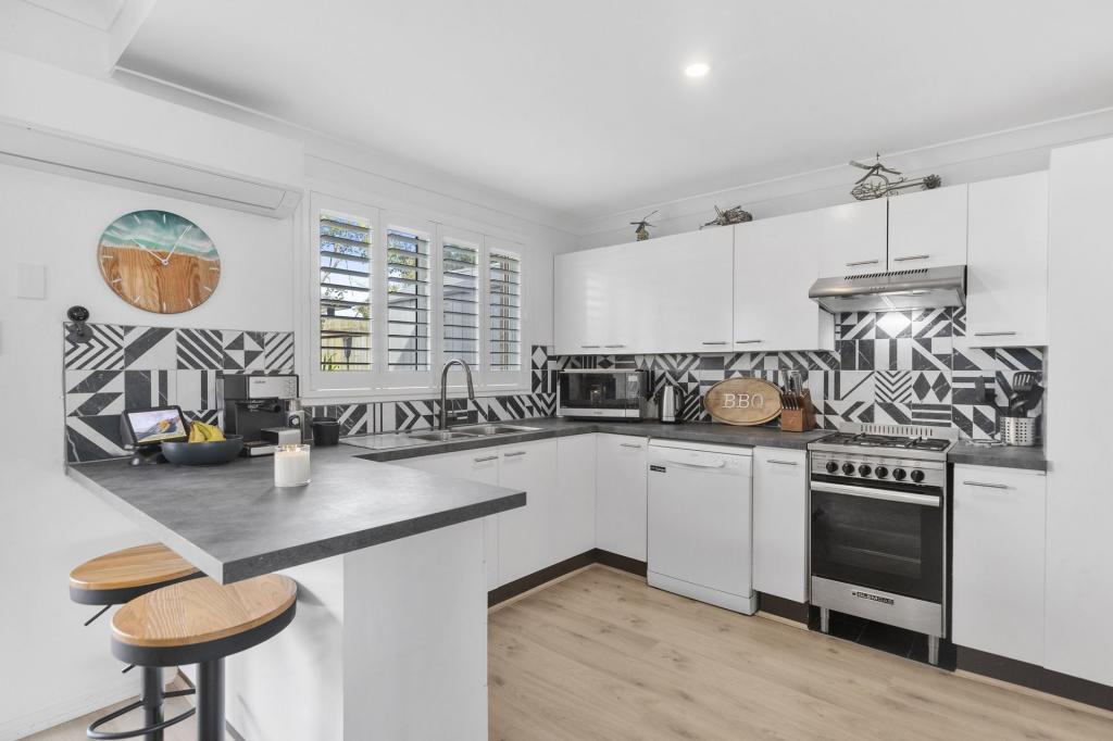 8/12-14 Holmes Rd, Terrigal, NSW 2260