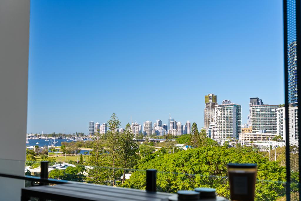 1051/7 Quarter Lane, Southport, QLD 4215
