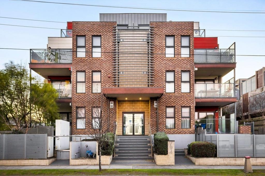 17/794 Warrigal Rd, Malvern East, VIC 3145