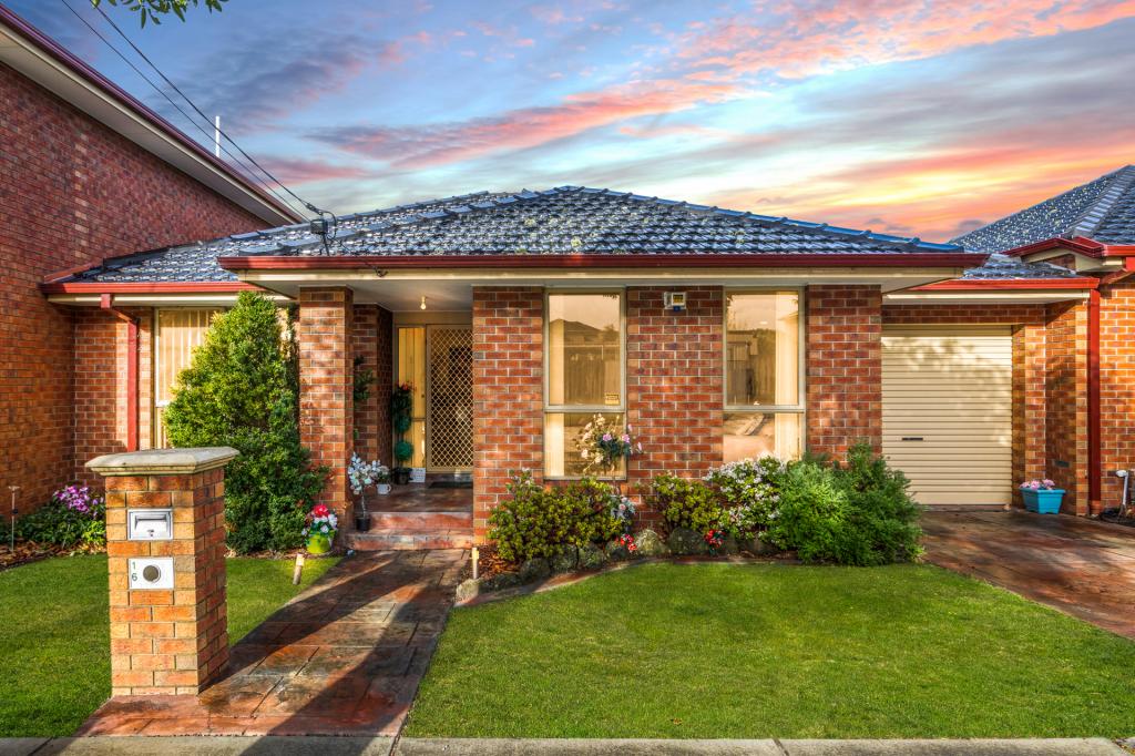 16 Iona St, Clayton, VIC 3168