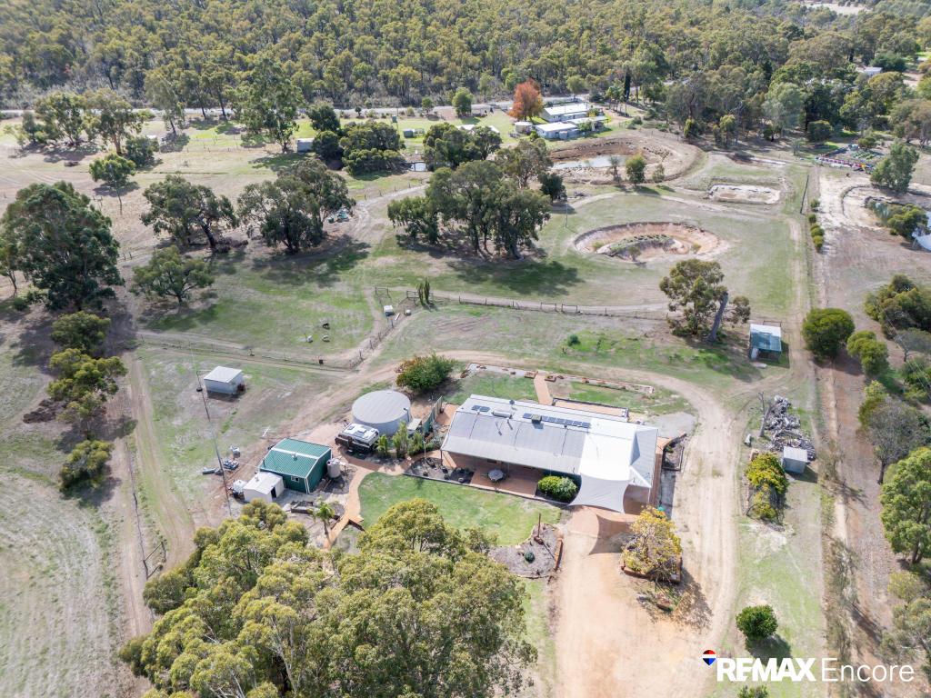2 White Gum Glen, Beechina, WA 6556
