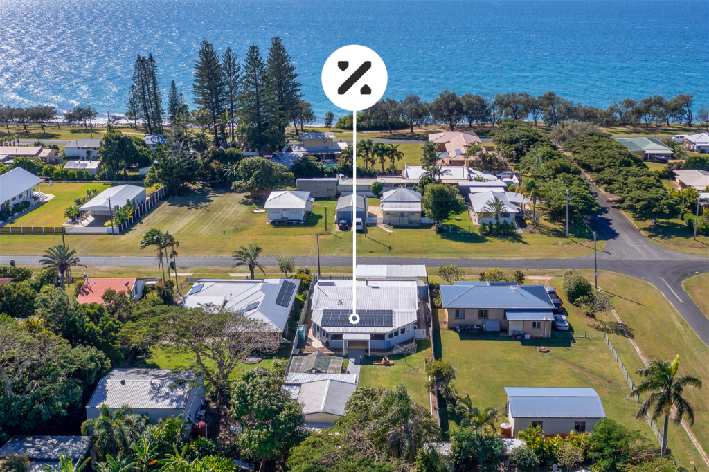 40 Bathurst St, Elliott Heads, QLD 4670