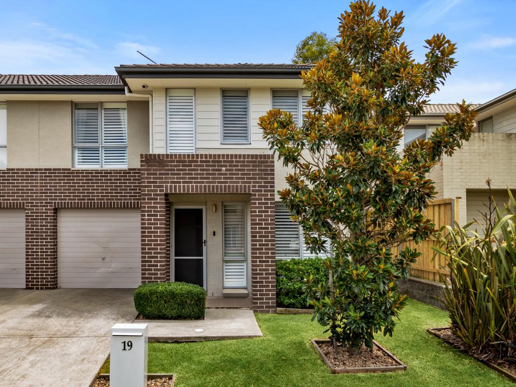 19 Bandara Cct, Spring Farm, NSW 2570