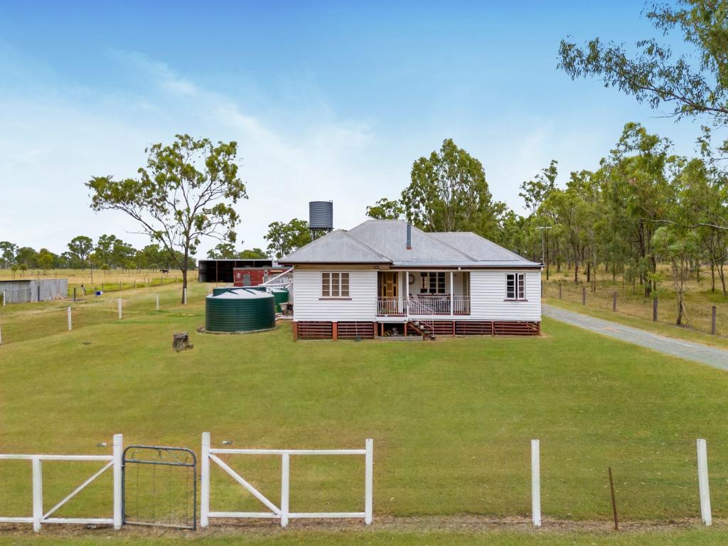 65 Nunns Rd, Clarendon, QLD 4311