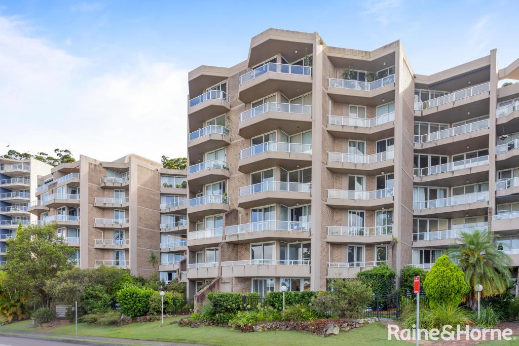 42/91-95 John Whiteway Dr, Gosford, NSW 2250