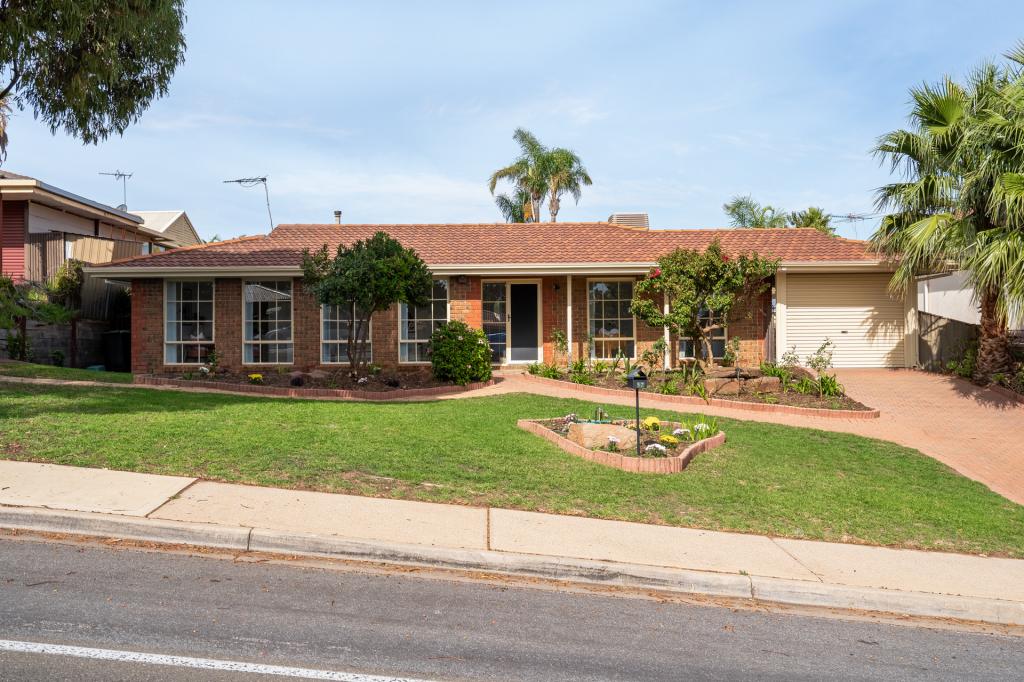 57 BARRAMUNDI DR, HALLETT COVE, SA 5158