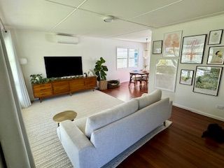 3 Guyra Ave, Burleigh Heads, QLD 4220
