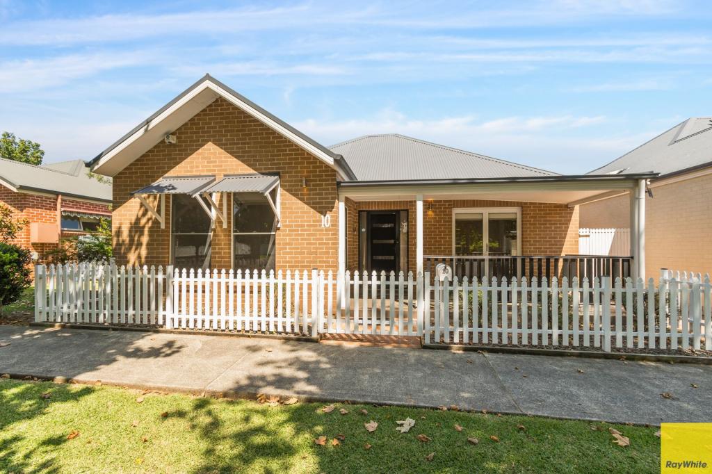 10 Broughton Ave, Tullimbar, NSW 2527