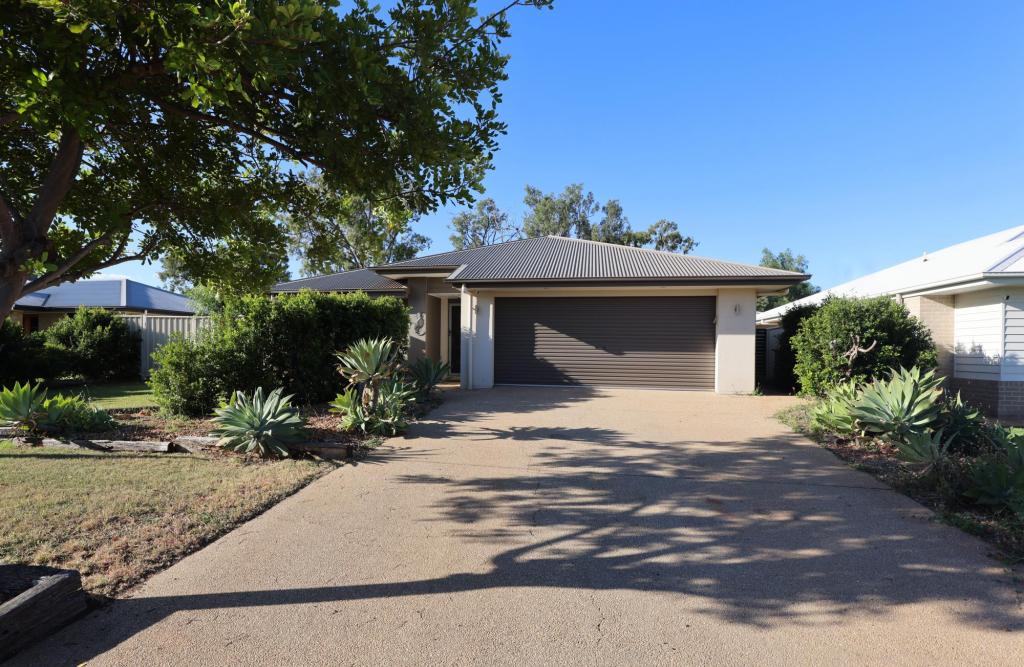 13 Canterbury Rd, Emerald, QLD 4720