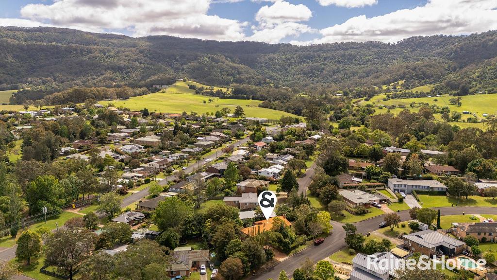 20 WOOLWAY CL, CAMBEWARRA VILLAGE, NSW 2540