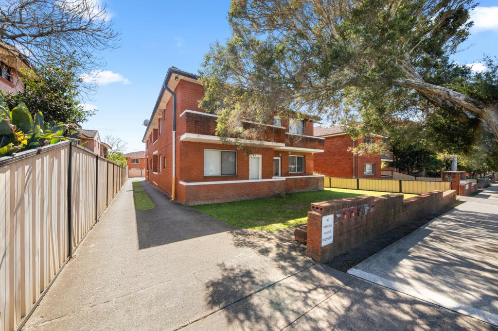 31 North Pde, Campsie, NSW 2194