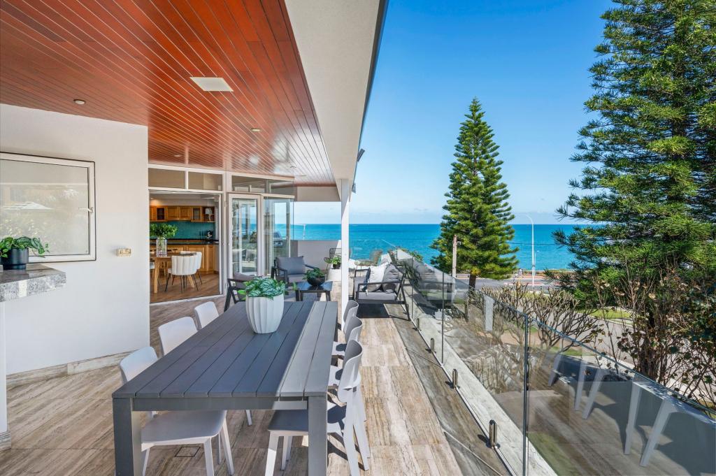 69a West Coast Dr, Watermans Bay, WA 6020