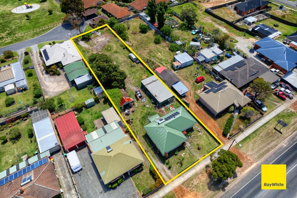 46 South Coast Hwy, Orana, WA 6330