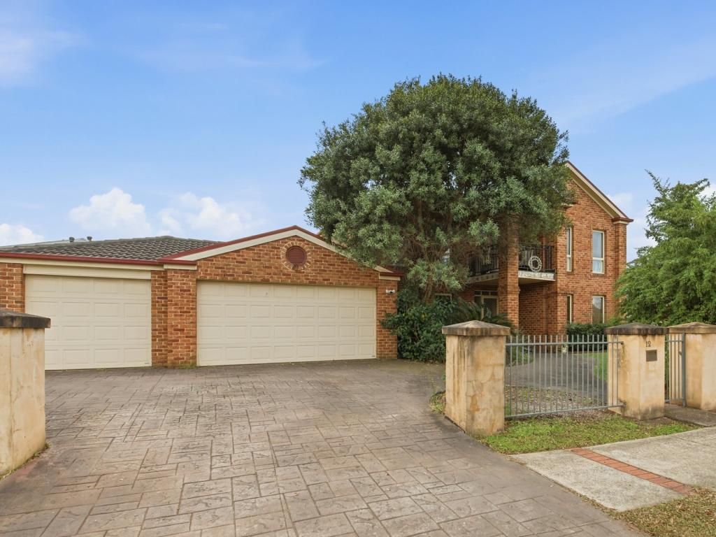 12 Hillside Dr, Harrington Park, NSW 2567