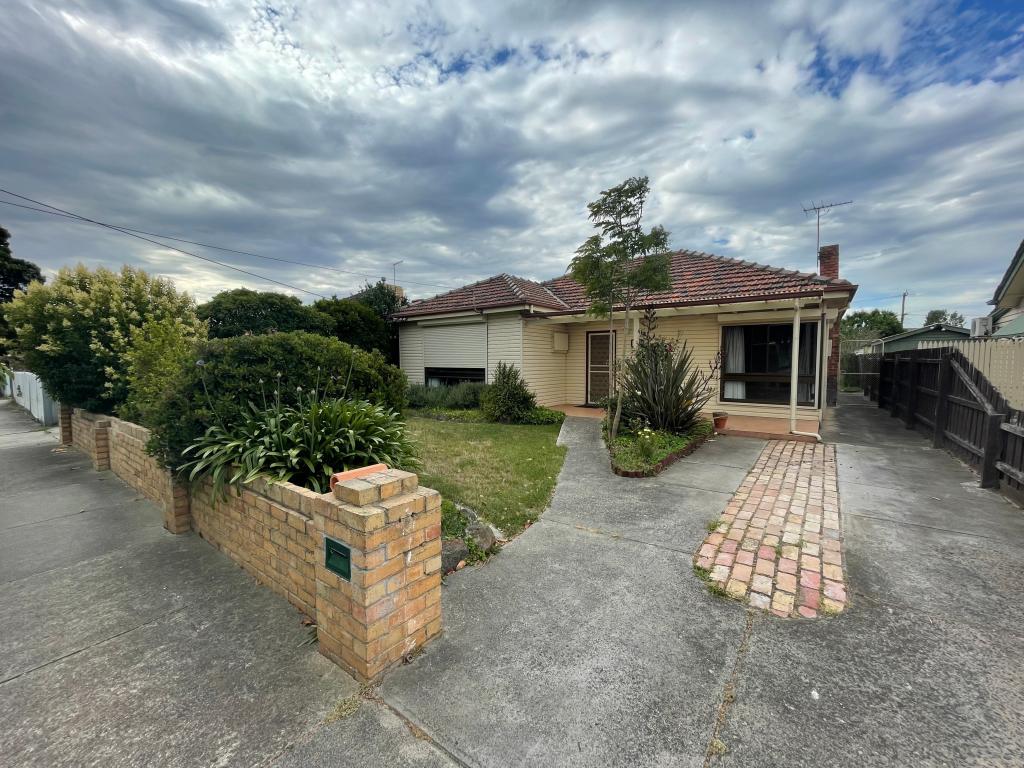 62 Lloyd Ave, Reservoir, VIC 3073