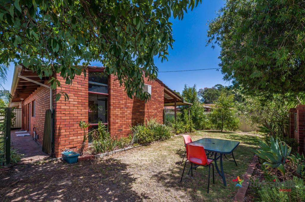 4 Towton St, Redcliffe, WA 6104