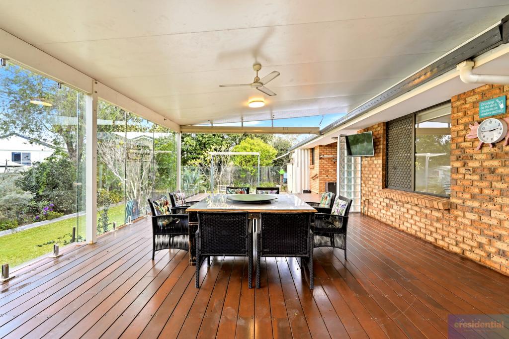 24 Yorkshire Cres, Mount Warren Park, QLD 4207