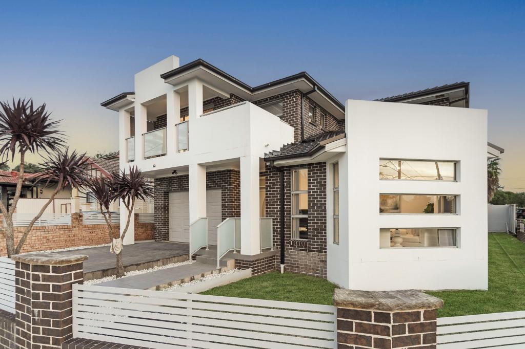 22 Rhodes Ave, Guildford, NSW 2161