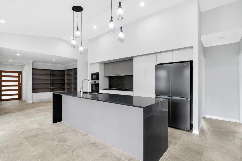 119 Walker Rd, Bentley Park, QLD 4869