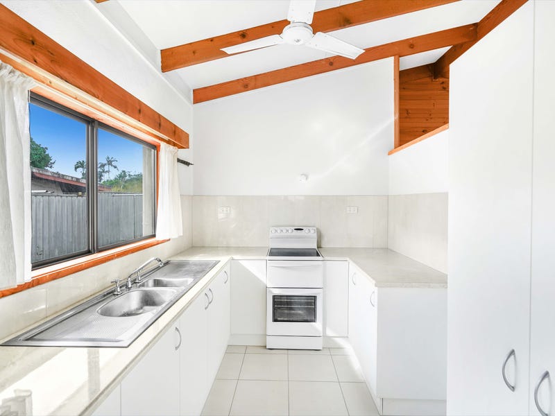 13 Moana Cl, Woree, QLD 4868