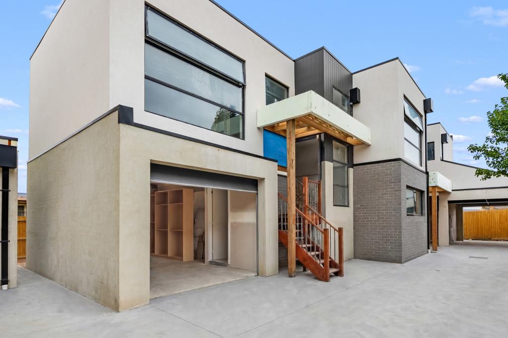 2/33 MARLBOROUGH ST, FAWKNER, VIC 3060