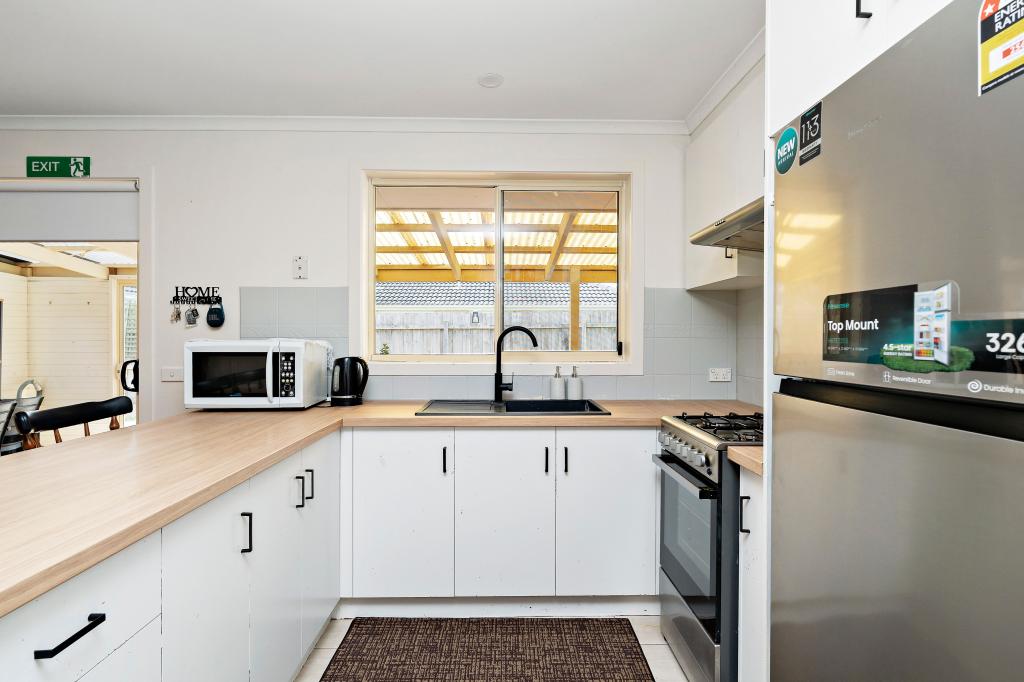 2 Seaspray Ct, Hastings, VIC 3915