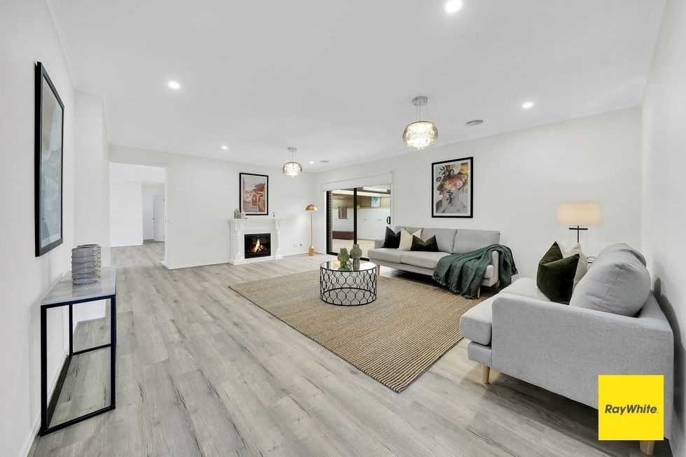 11 Scullin Rd, Burnside Heights, VIC 3023