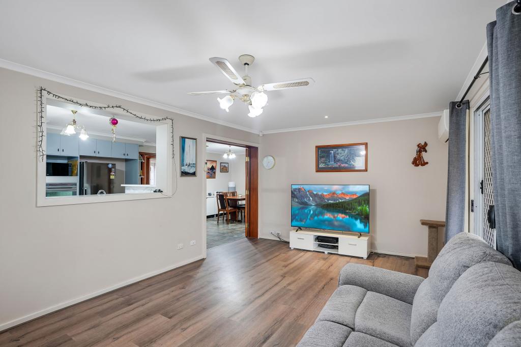 24 Washington Dr, Craigmore, SA 5114